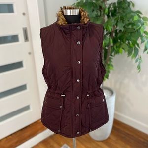 Adrienne Vittadini faux fur lined quilted vest - Wine color